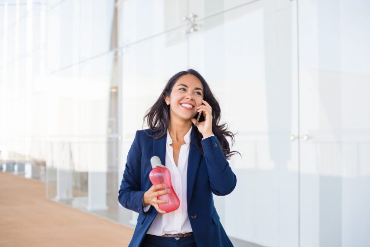 3 mulheres talentosas desvendam o FaleMais VoIP