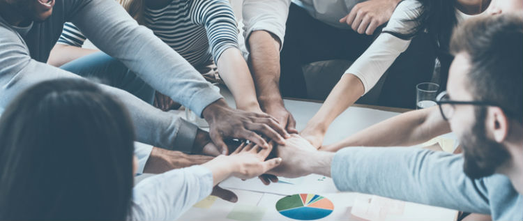 5 passos essenciais para motivar a equipe de vendas